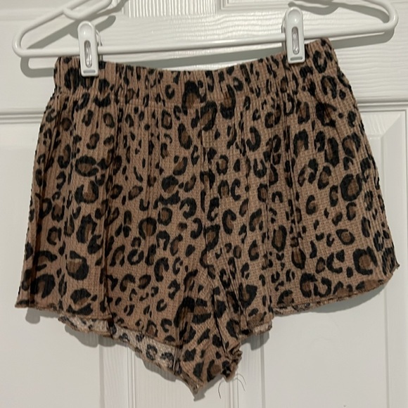Cozie by Pink Rose women’s animal print pajama set - Picture 4 of 5